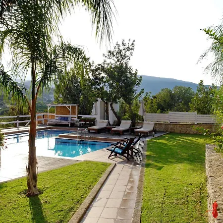 Amvrosia Nr Kalives Crete * Αρμένοι